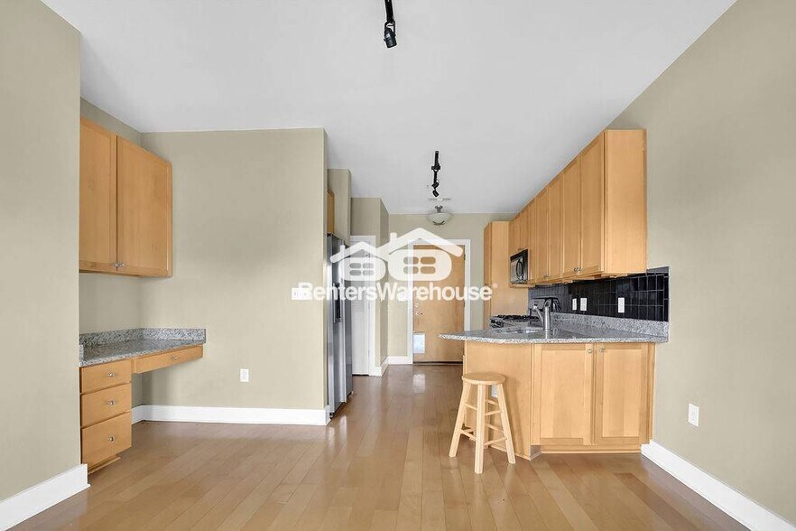 Building Photo - 799 Hammond Dr