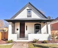 Building Photo - 3120 N Race St