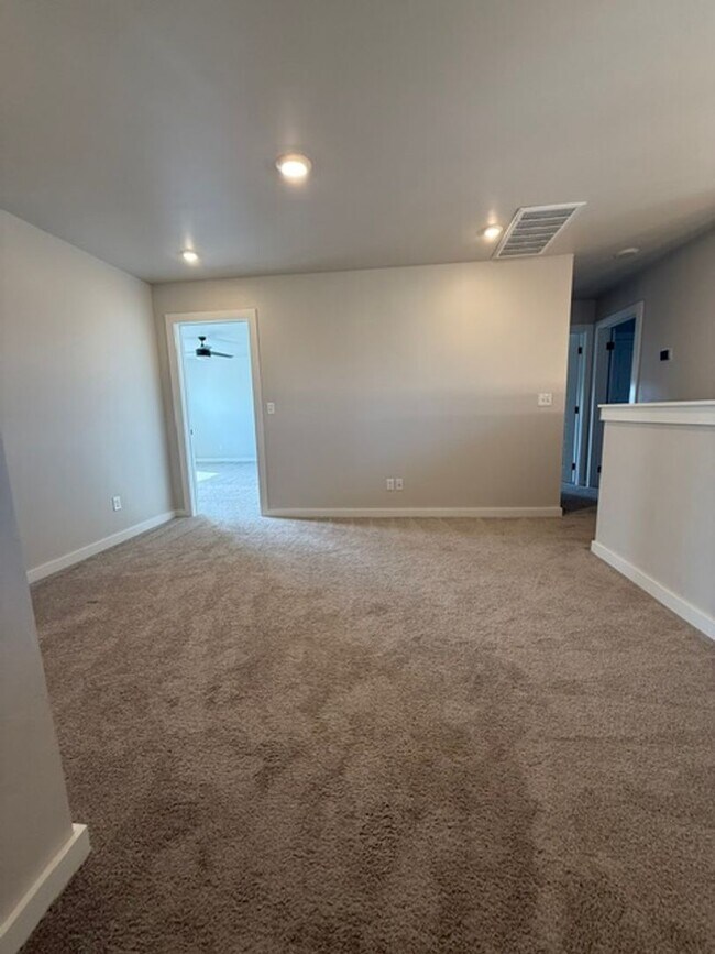 Building Photo - Beautiful  Home in Edmond