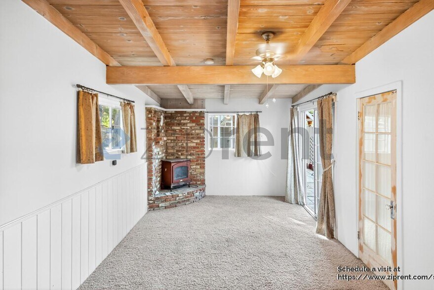 Building Photo - 15353 Iron Canyon Rd