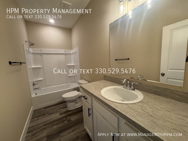 Building Photo - 5139 13th St SW