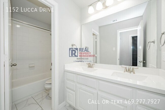 Building Photo - 1152 Lucca Ct