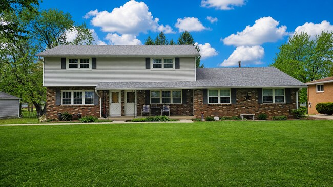 Building Photo - 1087 Delwood Rd