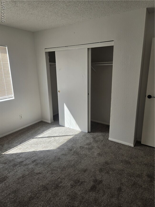 Building Photo - 2841 Wheelwright Dr