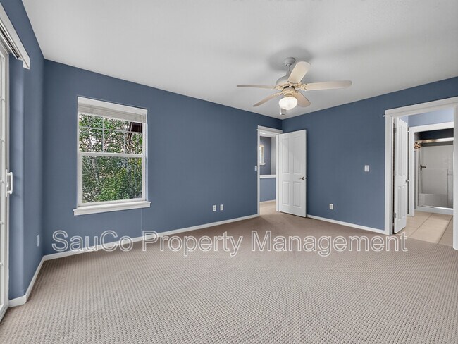 Building Photo - 7309 NE Stonewater St