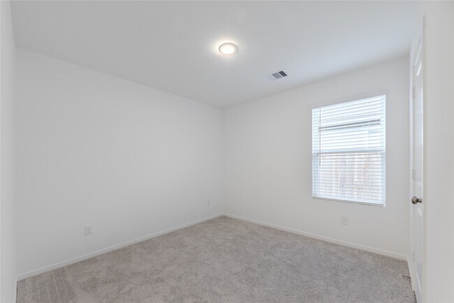 Building Photo - 18004 Valle Cupa Ln