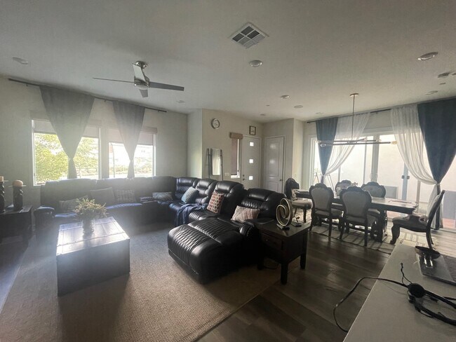 Building Photo - 27508 N Feathery Cassia Way