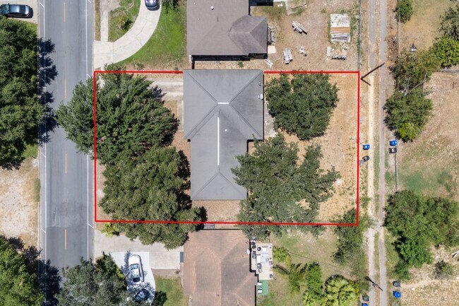 Building Photo - 612 La Vista Ave