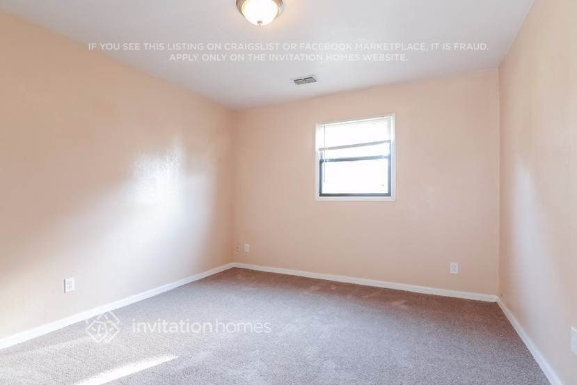 Building Photo - 1720 Darlington Dr