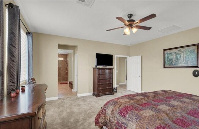 Building Photo - 4630 Summer Azure St