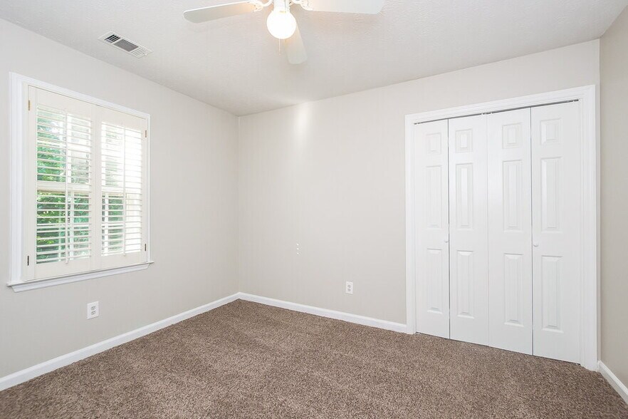Building Photo - 1848 Kristen Mill Way