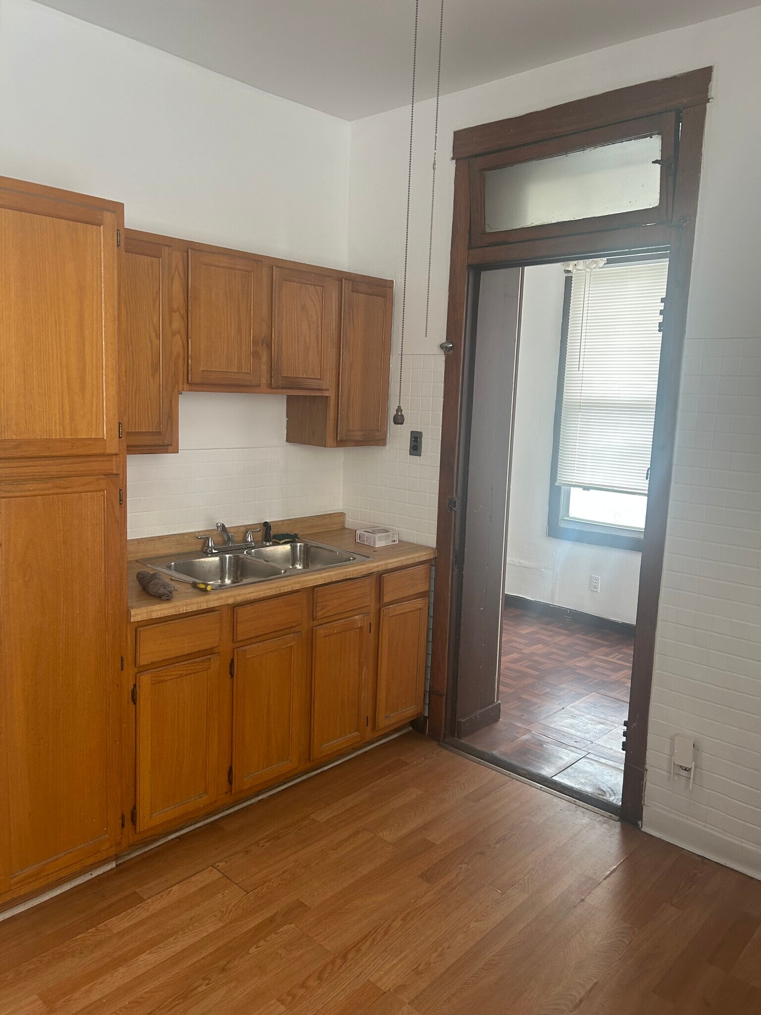 Building Photo - 2919 W Diversey Ave