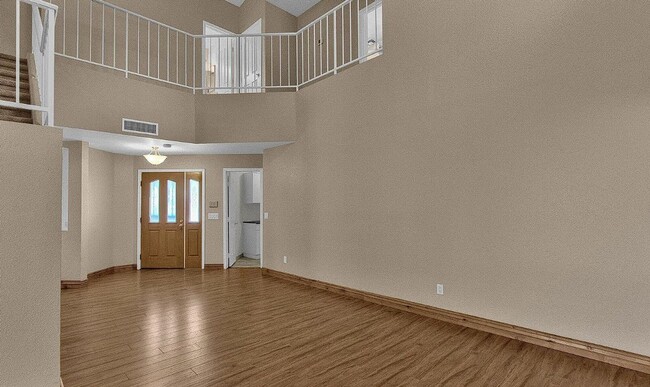 Building Photo - 3110 W Baylor Ln
