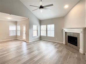 Building Photo - 9325 Jerico Dr