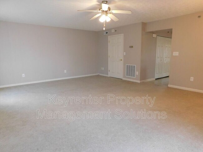 Building Photo - 24 Rose Garden Ln