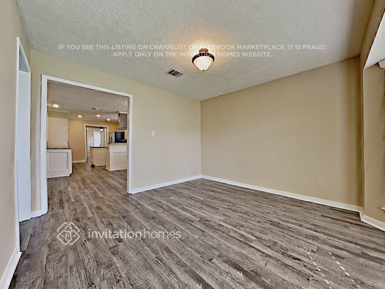 Building Photo - 15027 Pebble Bend Dr