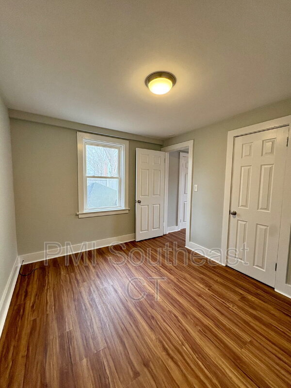 Building Photo - 41R Boston Post Rd