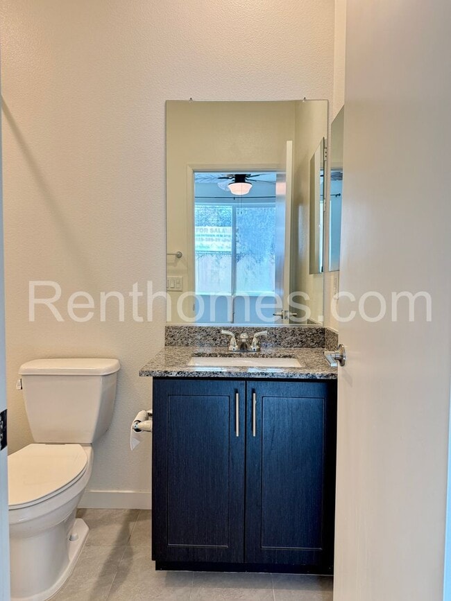 Building Photo - Otay Mesa, 5841 Seacliff Pl #95, LVP Flooring, Quartz Counters, 8 Solar Panels, AC, 2 Car Garage.