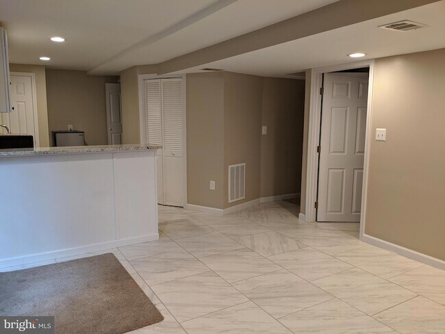 Building Photo - 4104 Swiss Stone Dr