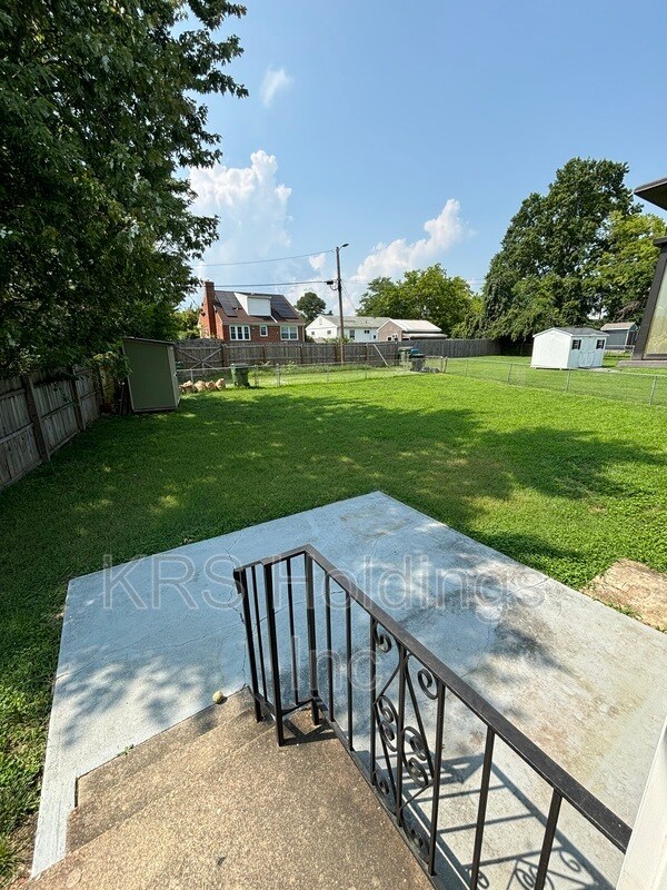 Building Photo - 1406 N 32nd St
