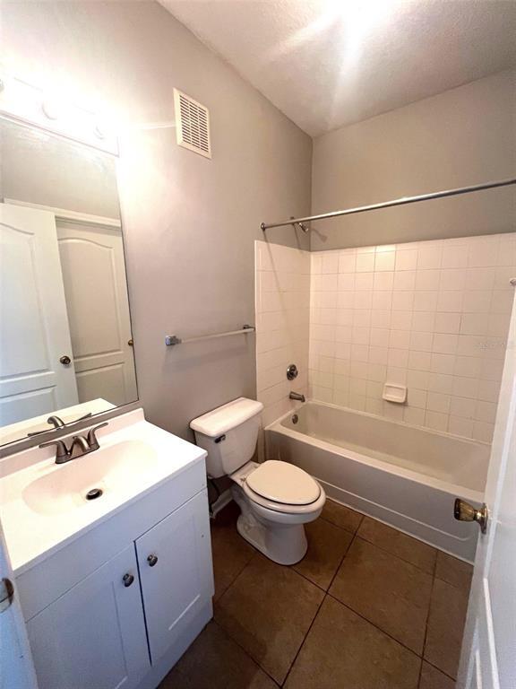 Building Photo - 18046 Villa Creek Dr