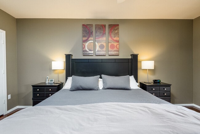 Building Photo - 15095 N Thompson Peak Pkwy