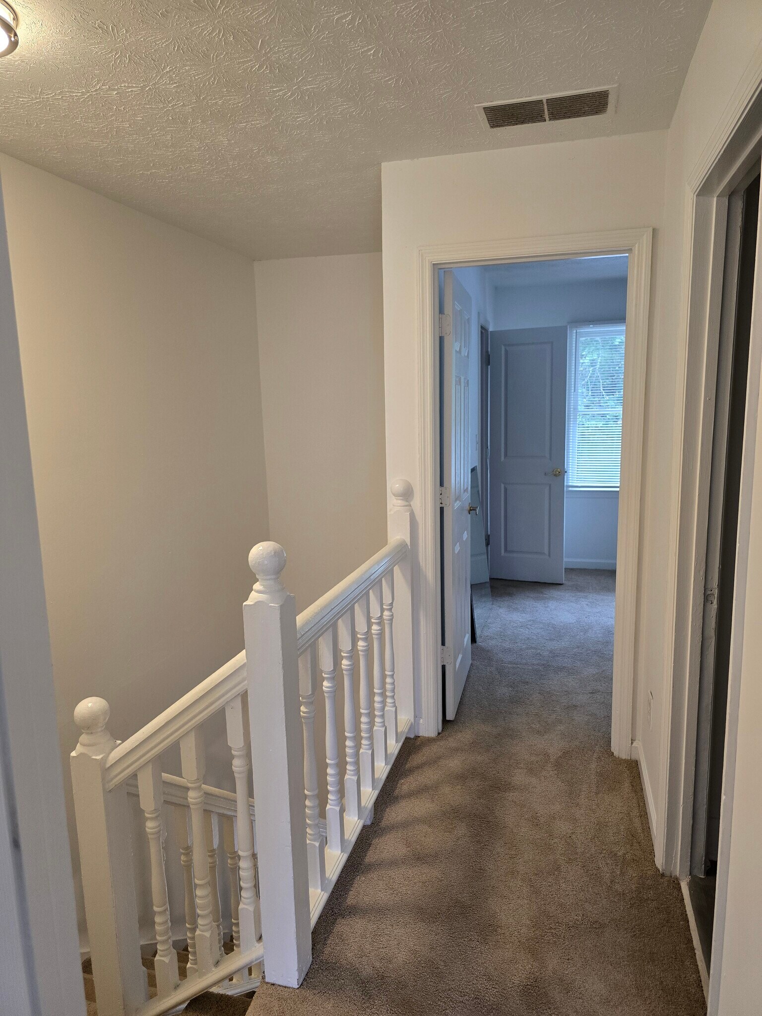 Building Photo - 4485 Golf Vista Cir