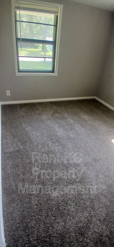 Building Photo - 412 N Cochise Dr