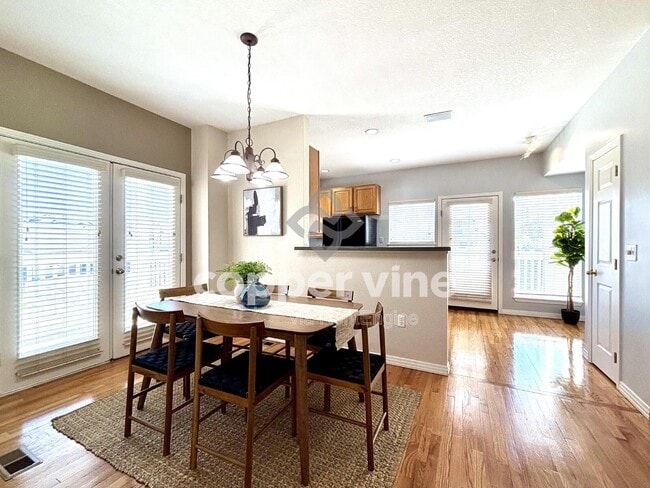 Building Photo - 9301 Amison Cir