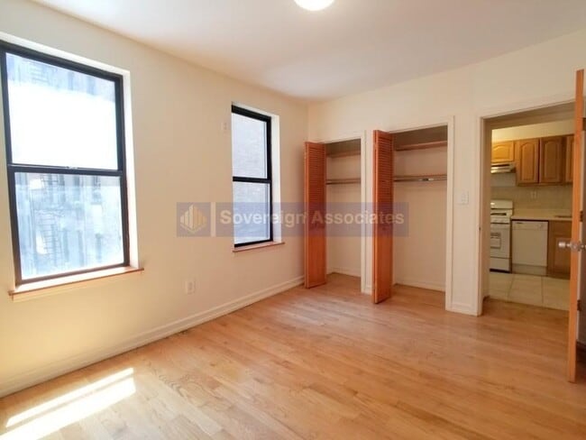 Building Photo - 79 Haven Avenue