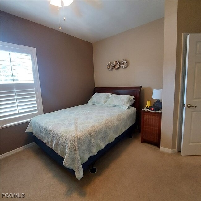 Building Photo - 10520 Diamante Way