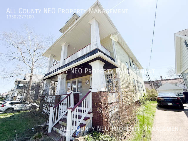 Building Photo - 3003 Portman Ave