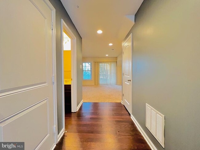 Building Photo - 15206 Lady Lauren Ln