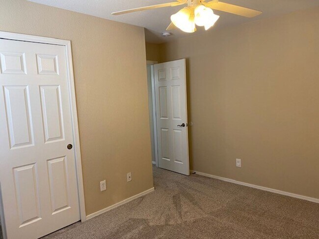 Building Photo - 1786 Silverado Dr