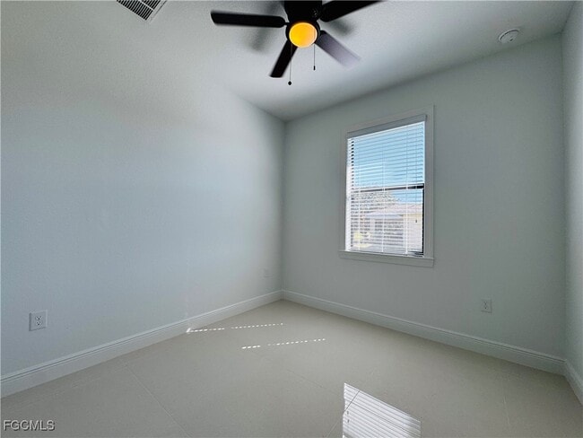 Building Photo - 3948 20th St W