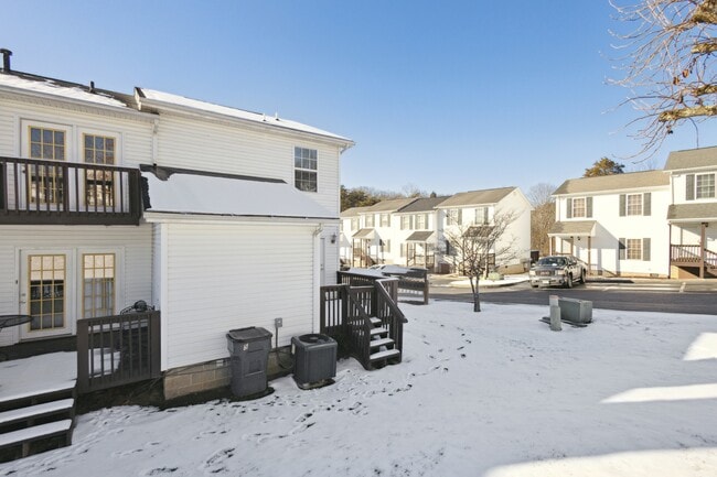 Building Photo - 2023 Weaver Pike