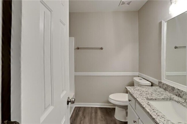 Building Photo - 2458 Zachary Woods Dr NW