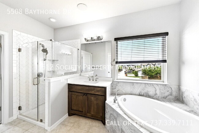 Building Photo - 5508 Baythorne Dr