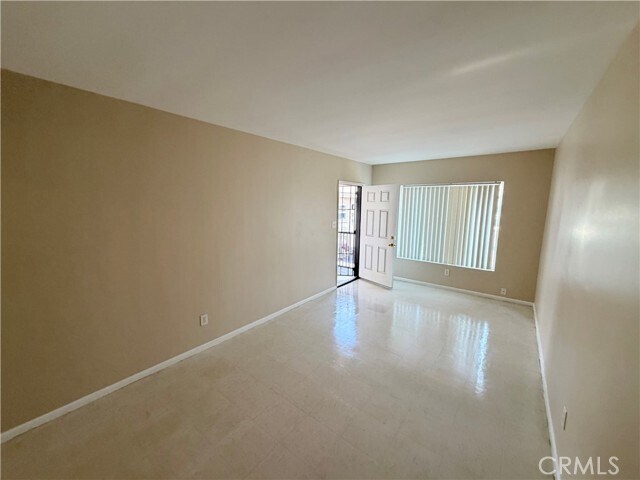 Building Photo - 936 W Foothill Blvd