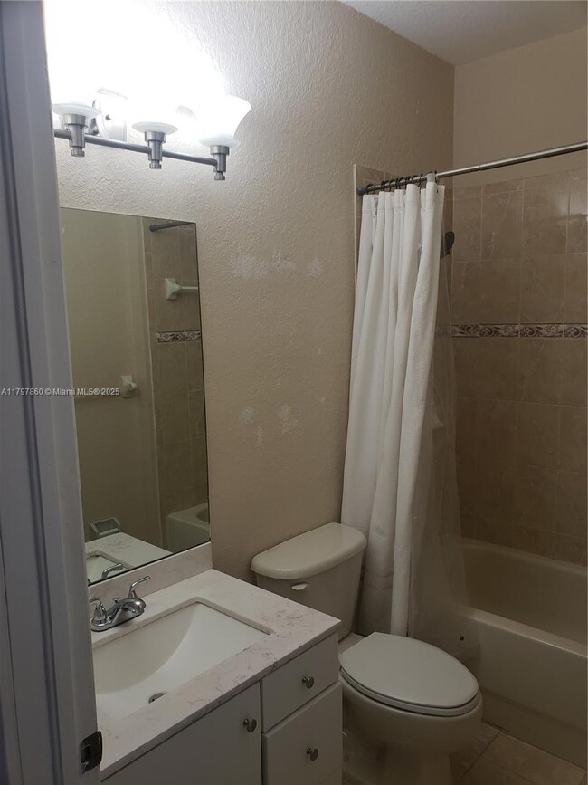 Building Photo - 13752 SW 169th Ln