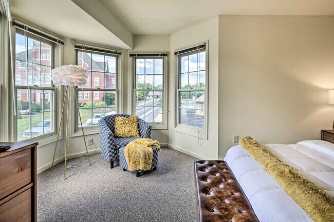 Building Photo - 9 Buford Ave