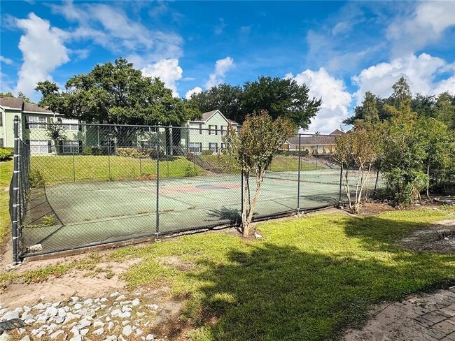 Building Photo - 2071 Dixie Belle Dr