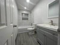 Building Photo - 1719 Lincoln St