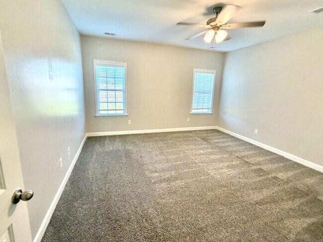 Building Photo - Now Leasing a 4-bedroom 2.5 bath home in Walls, MS @ Mallard Park