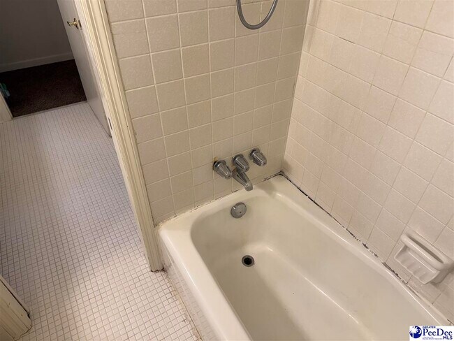 Building Photo - 1217 Rutledge Ave