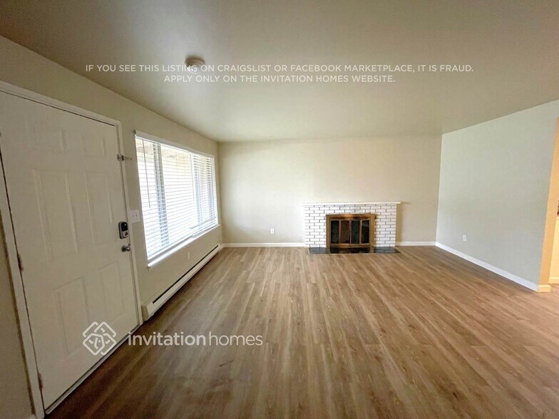 Building Photo - 13712 SE 170th St