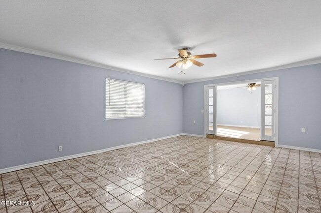 Building Photo - 390 Arvin Cir