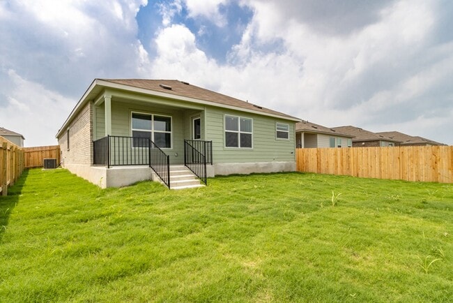 Building Photo - 157 Seminole Dr