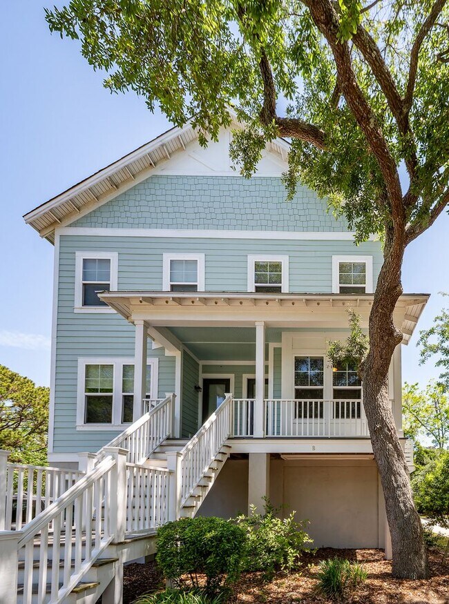 Building Photo - 3 Bedroom 3 Bath Single Family Home in Sab...