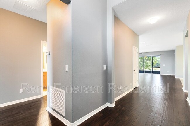 Building Photo - 2819 Youngford St